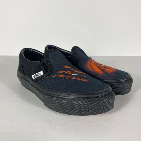 Vans Classic Slip-On Dragon Flame Black Sneakers